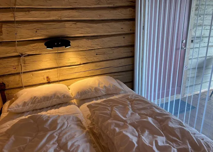 Semesterbostad Tradisjonell Rorbu I Fiskevaeret Ballstad